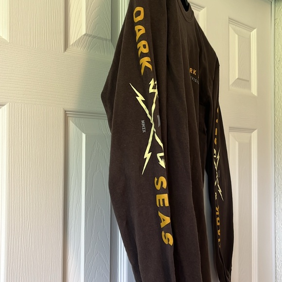 Men’s size M long sleeve - Picture 4 of 7